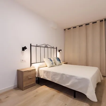Virginia - Only Families Apartment Salou