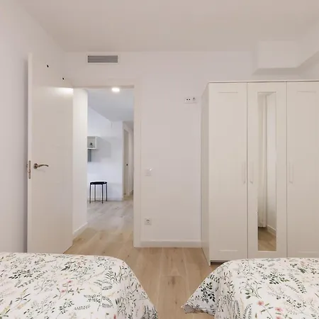 Virginia - Only Families Apartment Salou